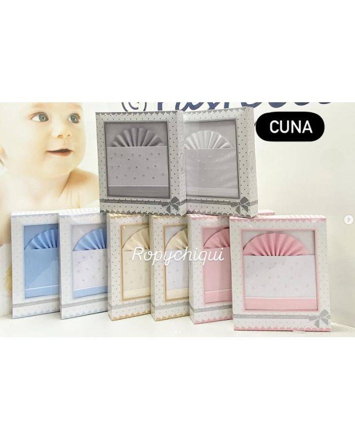 Tríptico de cuna 100 % algodón bajera bordado corazon/estrellas 40x80cm 391