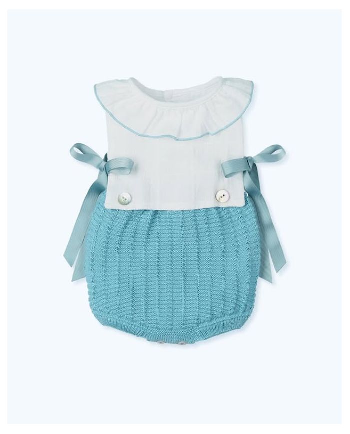 Pelele con baberola cuello desmontable OASIS 9707